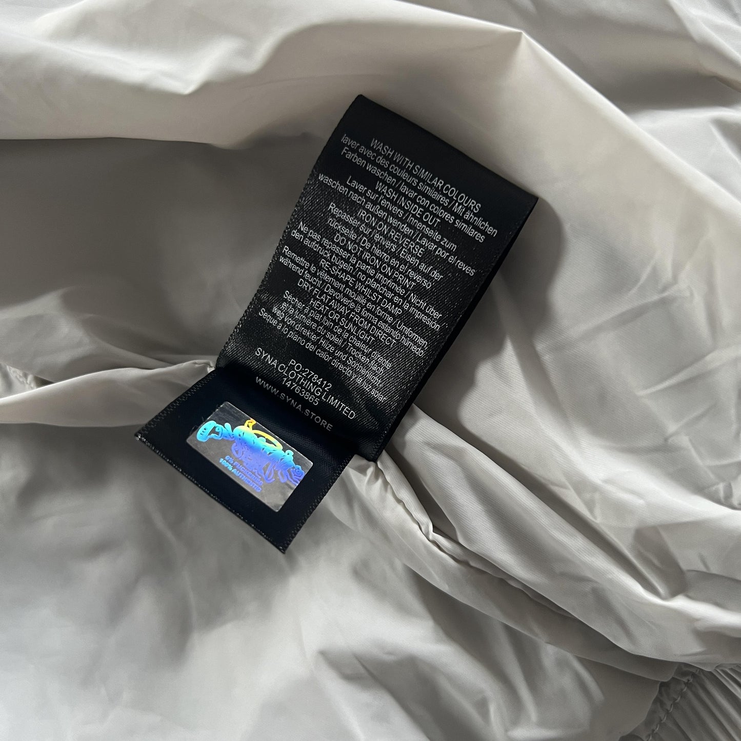 syna-world-syna-logo-shell-jacket-grey-8-Drip Store Argentina