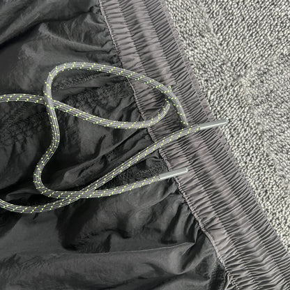 syna-world-syna-logo-shell-pants-black-5-Drip Store Argentina