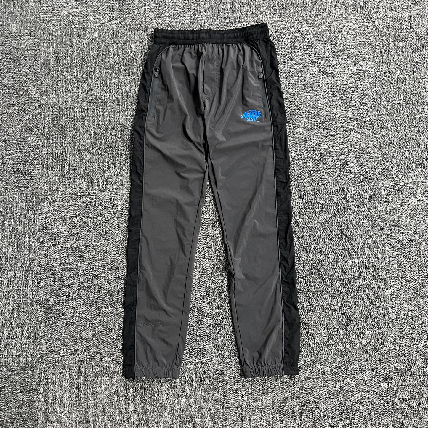 syna-world-syna-logo-shell-pants-black_a83ea12b-Drip Store Argentina