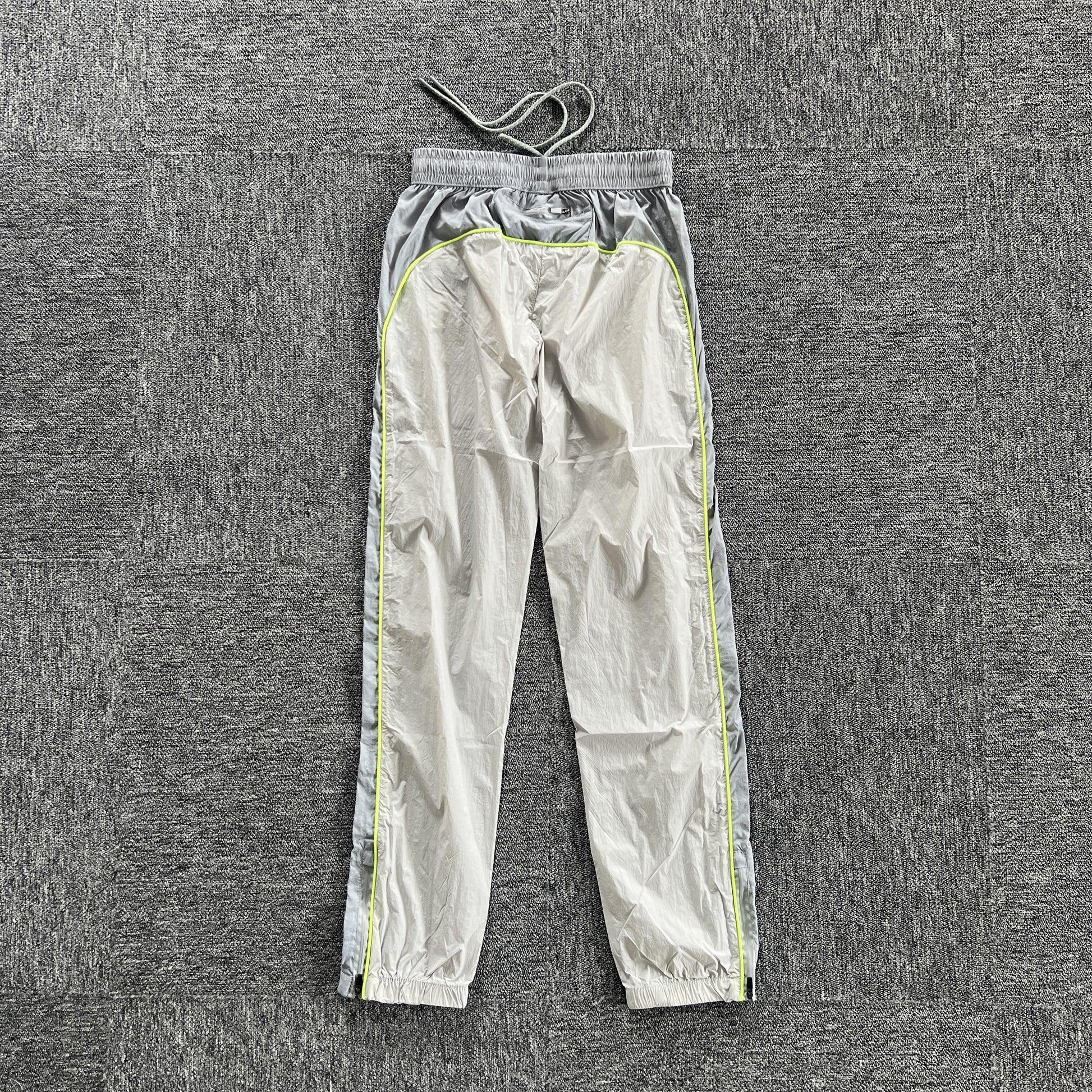 syna-world-syna-logo-shell-pants-grey-2-Drip Store Argentina