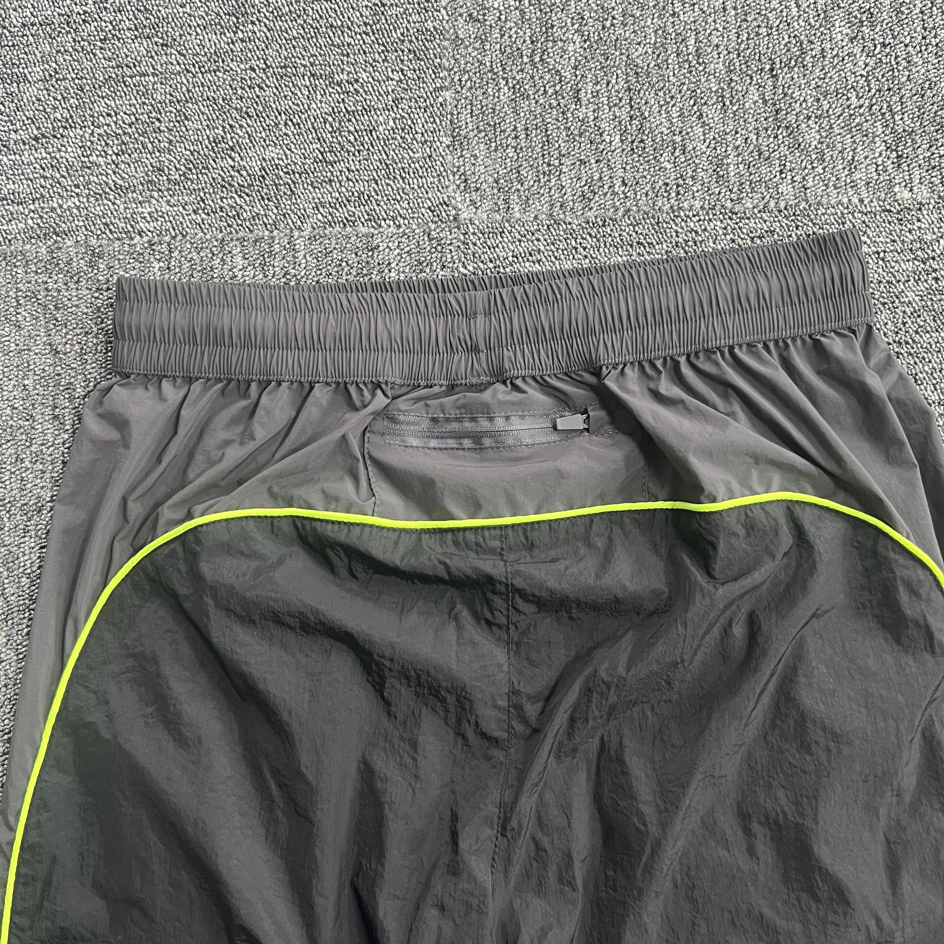 syna-world-syna-logo-shell-pants-black-4-Drip Store Argentina