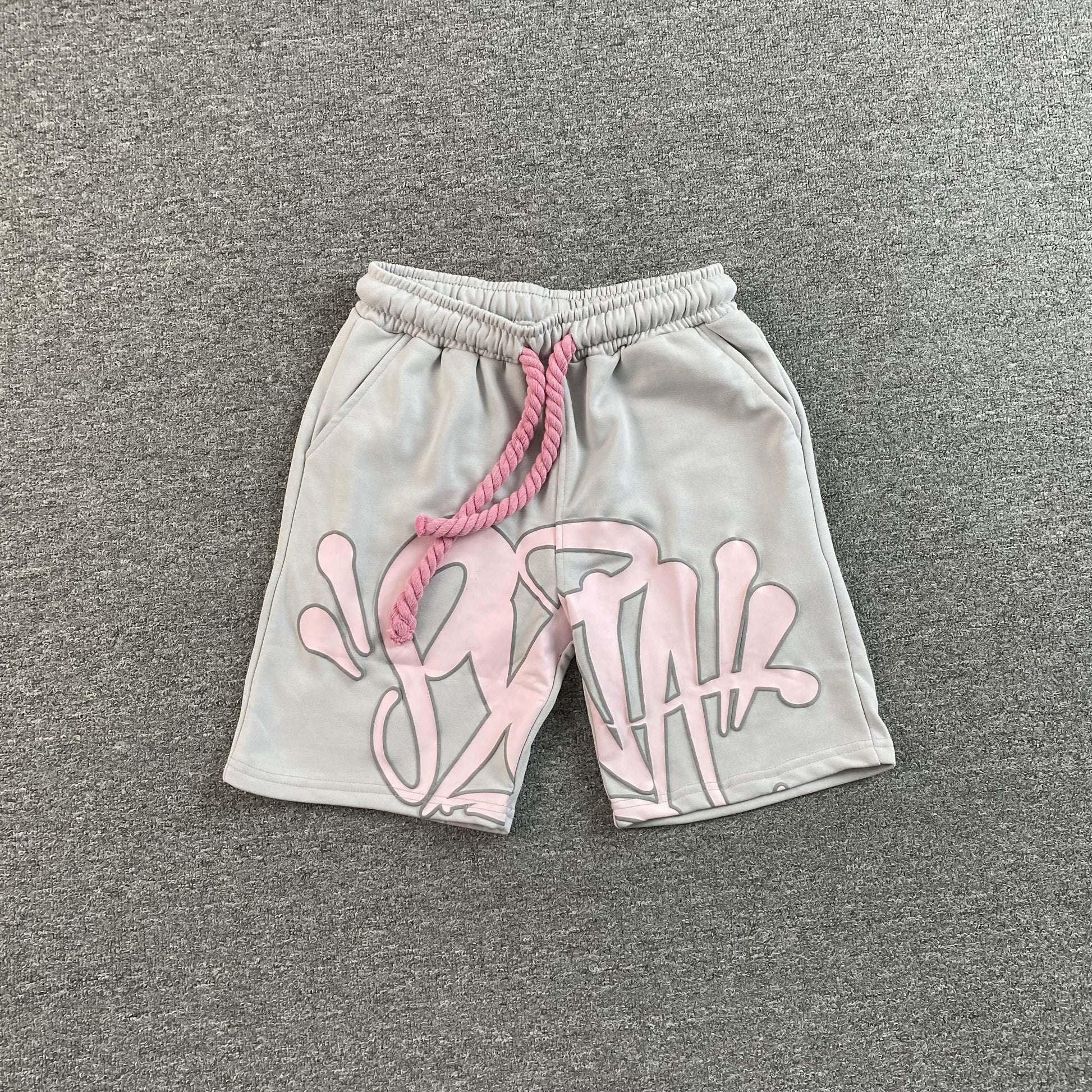 syna-world-syna-logo-shorts-grey-pink-Drip Store Argentina