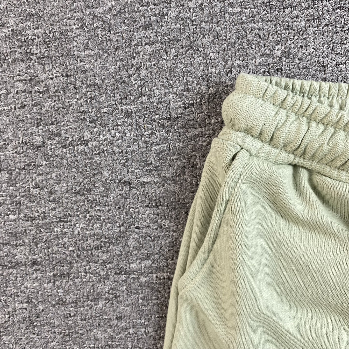 syna-world-syna-logo-shorts-sage-4-Drip Store Argentina