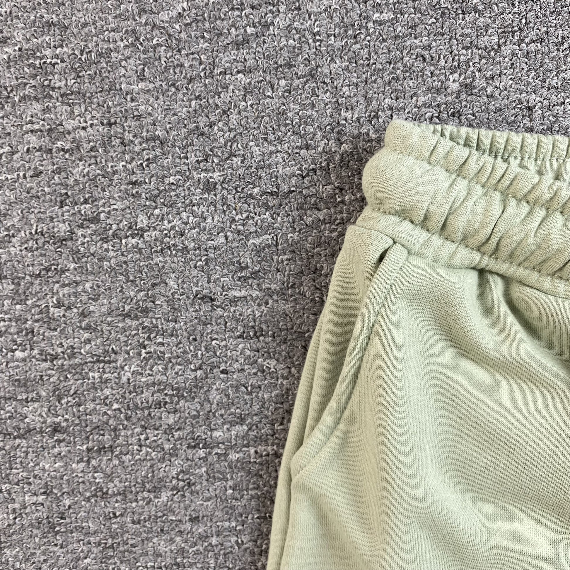 syna-world-syna-logo-shorts-sage-4-Drip Store Argentina