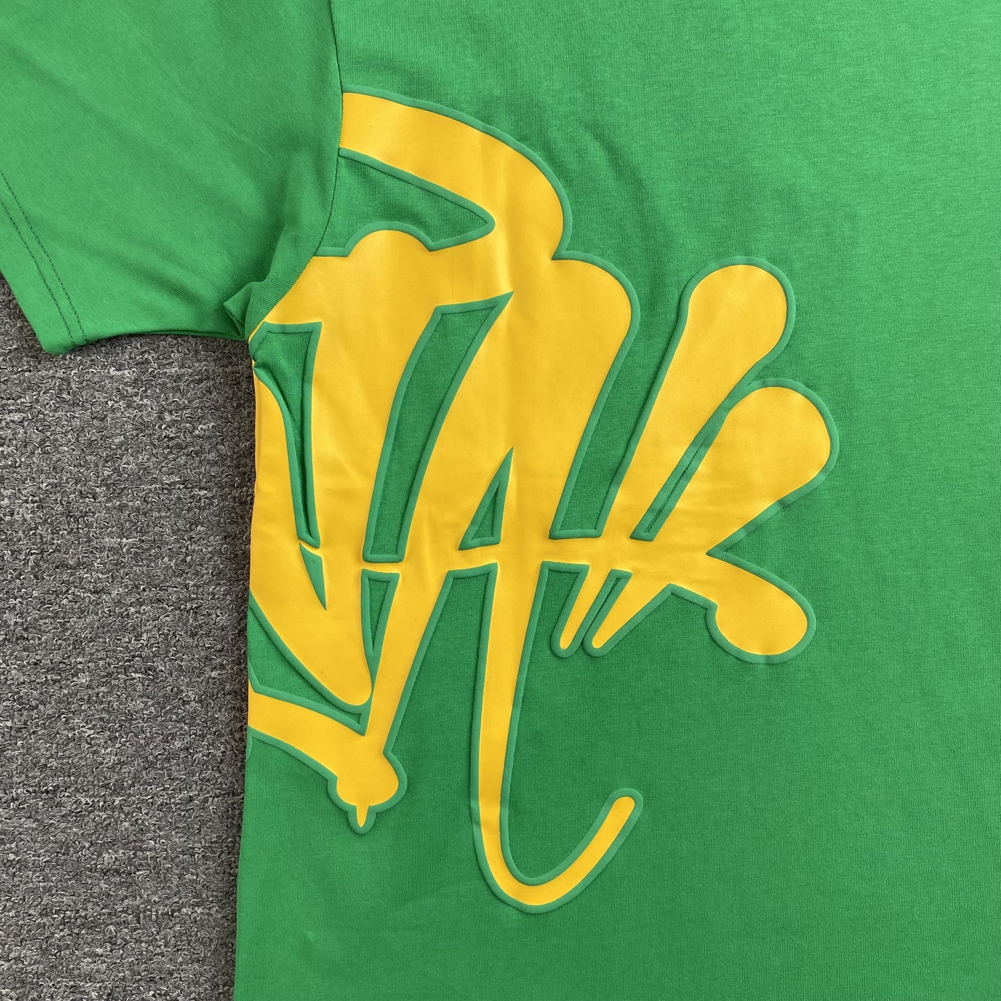 syna-world-syna-logo-t-shirtshort-set-green-3-Drip Store Argentina