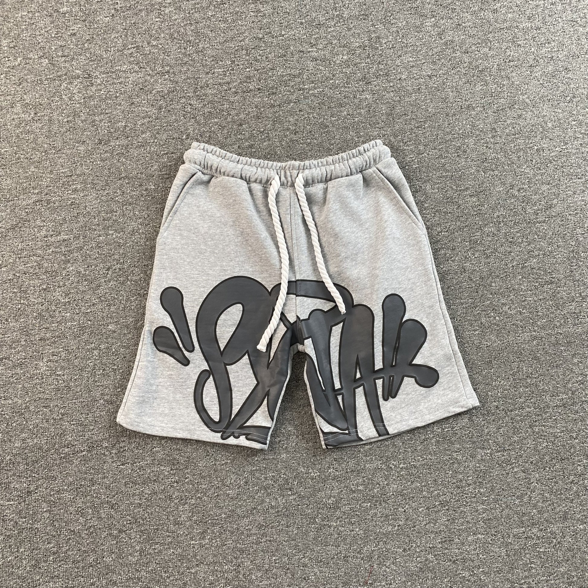 syna-world-syna-logo-t-shirtshort-set-grey-3-Drip Store Argentina