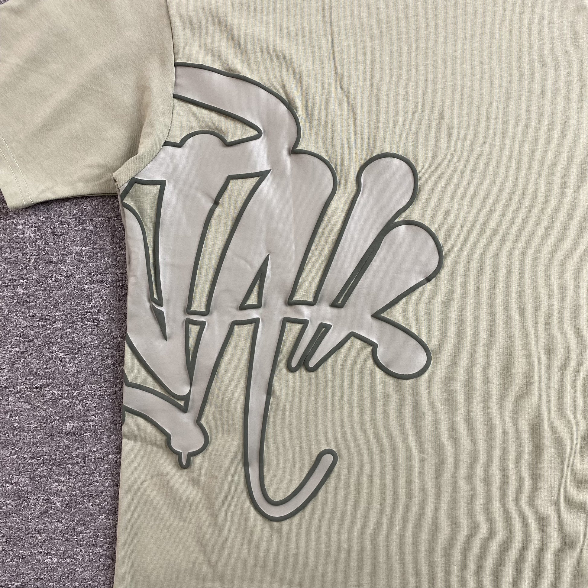 syna-world-syna-logo-t-shirtshort-set-sage-3-Drip Store Argentina