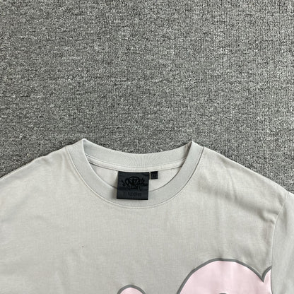 syna-world-syna-logo-tee-grey-pink-5-Drip Store Argentina