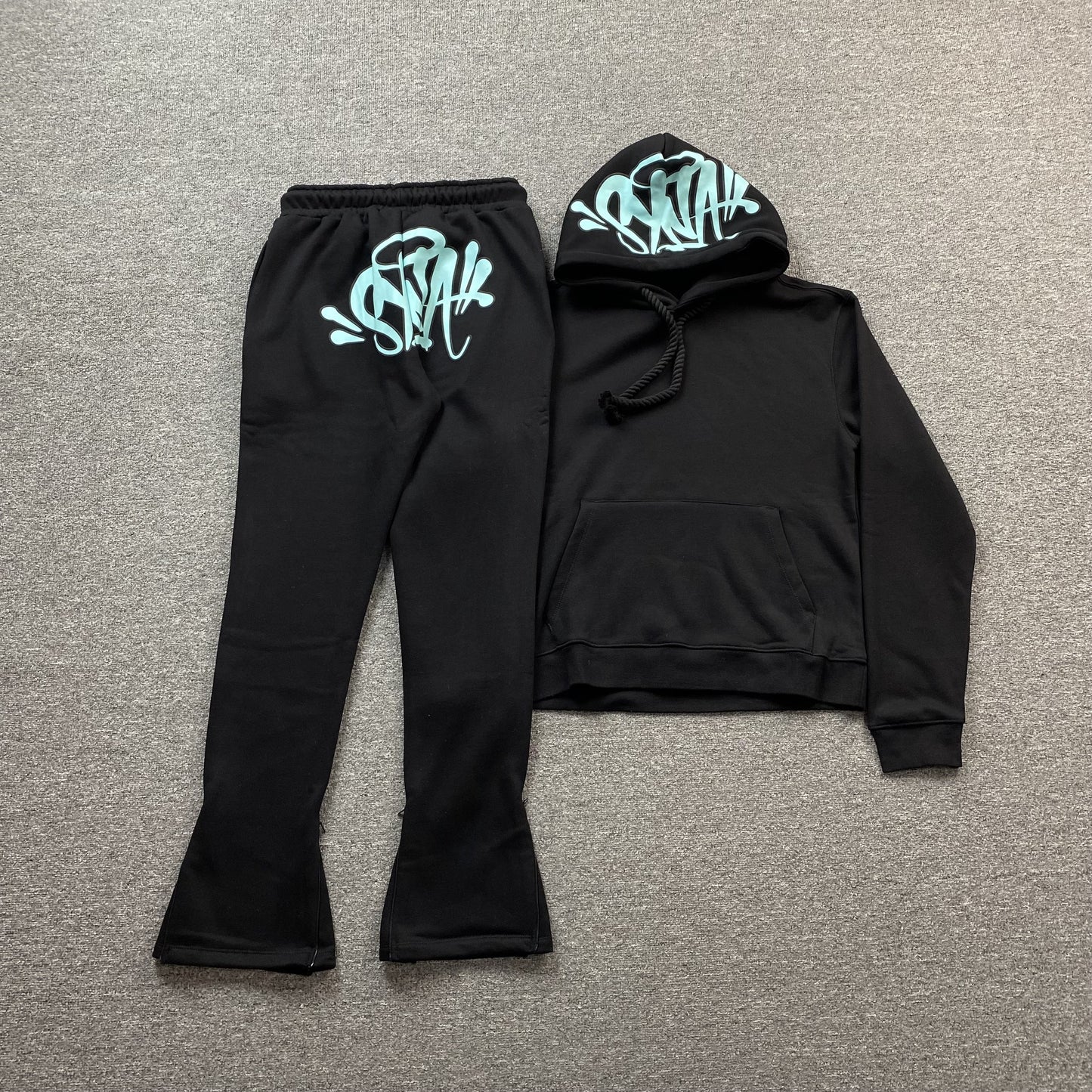 Conjunto Syna World Syna Logo Negro Azul