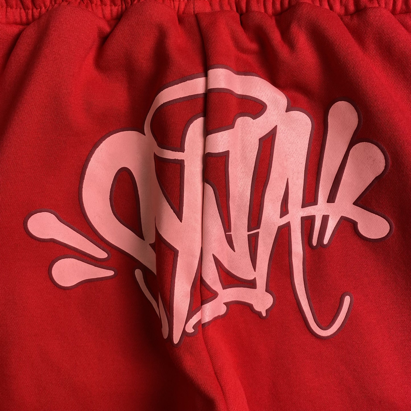 Conjunto Syna World Syna Logo Rojo
