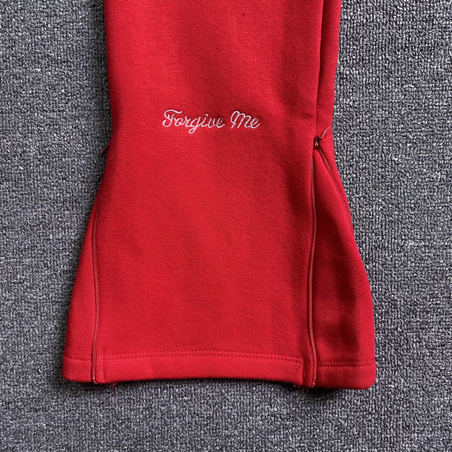 Conjunto Syna World Syna Logo Rojo