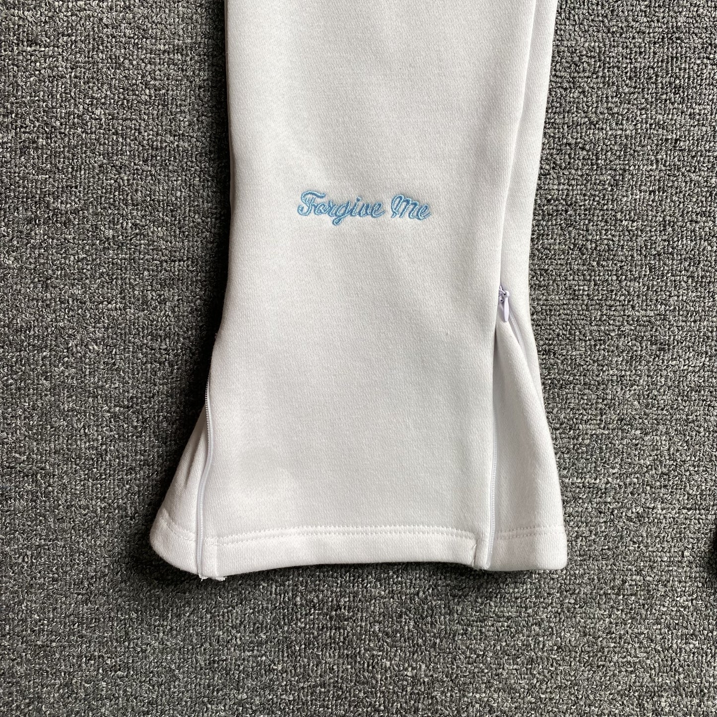 Conjunto Syna World Syna Logo Blanco