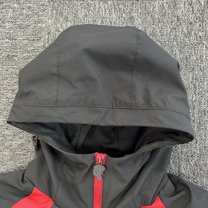 syna-world-vortex-jacket-black-4-Drip Store Argentina