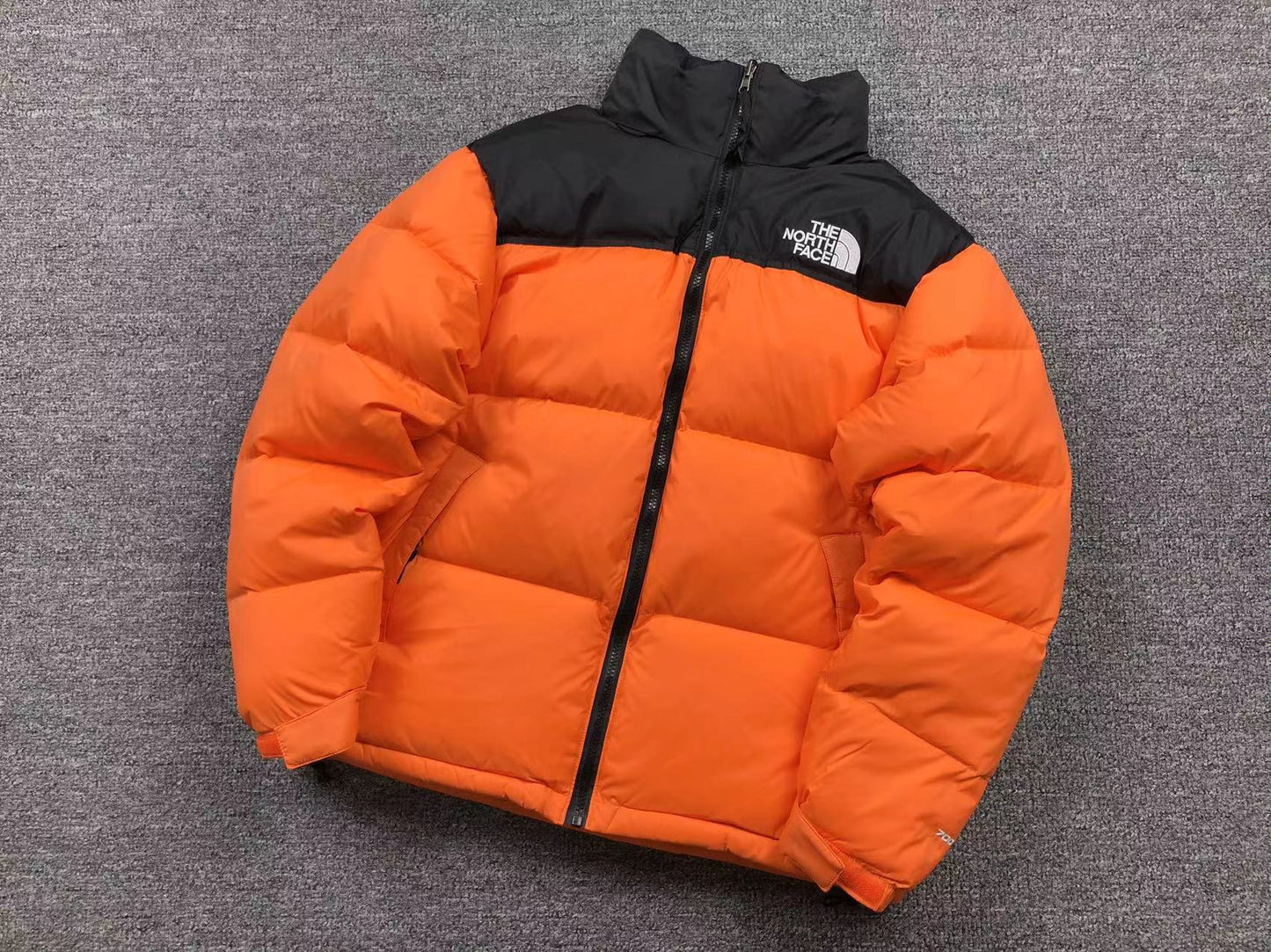 the-north-face-1996-retro-nuptse-700-fill-packable-jacket-orange-Drip Store Argentina
