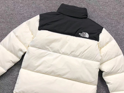 the-north-face-1996-retro-nuptse-700-fill-packable-jacket-white-4-Drip Store Argentina