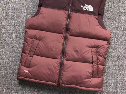 the-north-face-1996-retro-nuptse-vest-red-7_84a80108-Drip Store Argentina