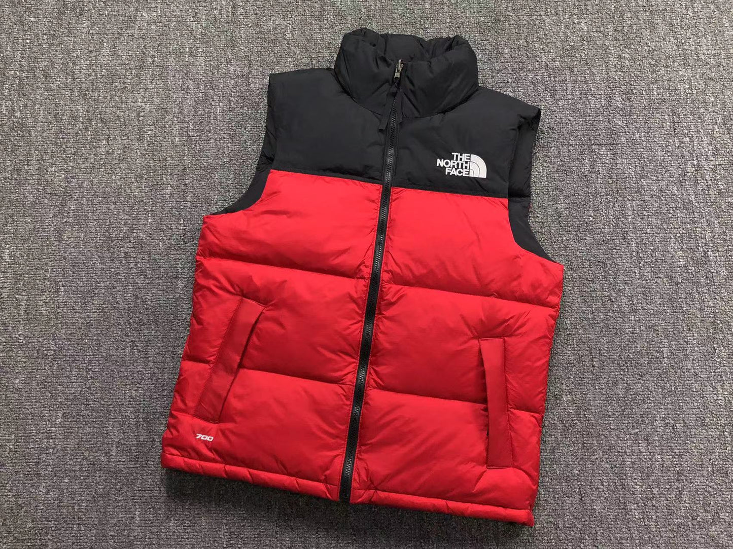 the-north-face-1996-retro-nuptse-vest-red-Drip Store Argentina