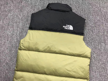 the-north-face-1996-retro-nuptse-vest-thyme-7-Drip Store Argentina
