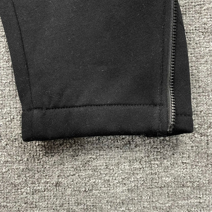 trapstar-chenille-decoded-tracksuit-black-candy-8-Drip Store Argentina