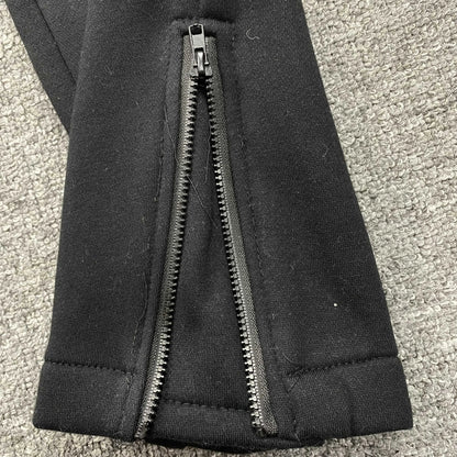 trapstar-chenille-decoded-tracksuit-black-candy-9-Drip Store Argentina