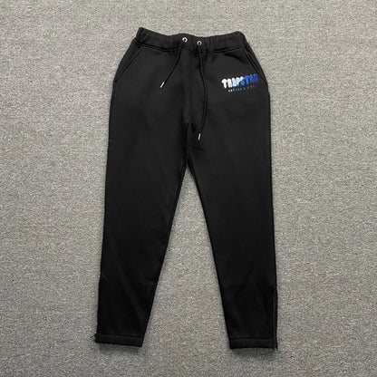 trapstar-chenille-decoded-tracksuit-black-ice-flavours-2_0-edition-4-Drip Store Argentina