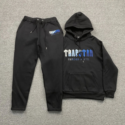trapstar-chenille-decoded-tracksuit-black-ice-flavours-2_0-edition-Drip Store Argentina
