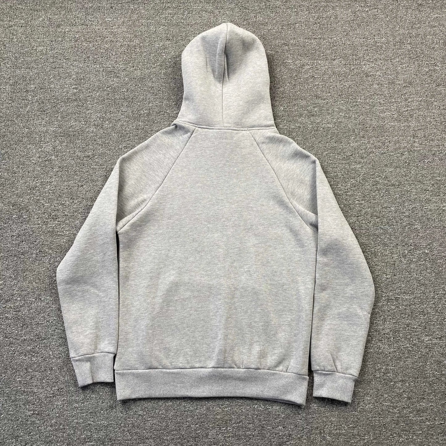 trapstar-chenille-decoded-tracksuit-grey-green-15-Drip Store Argentina