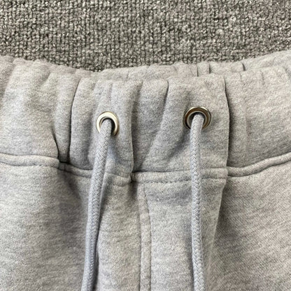 trapstar-chenille-decoded-tracksuit-grey-ice-flavours-10-Drip Store Argentina