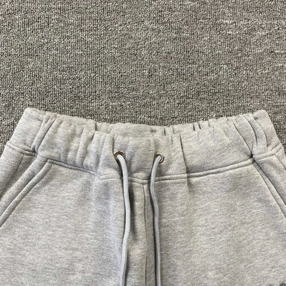 trapstar-chenille-decoded-tracksuit-grey-red-11-Drip Store Argentina