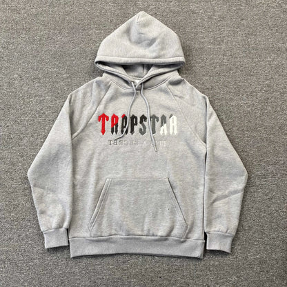 trapstar-chenille-decoded-tracksuit-grey-red-3-Drip Store Argentina