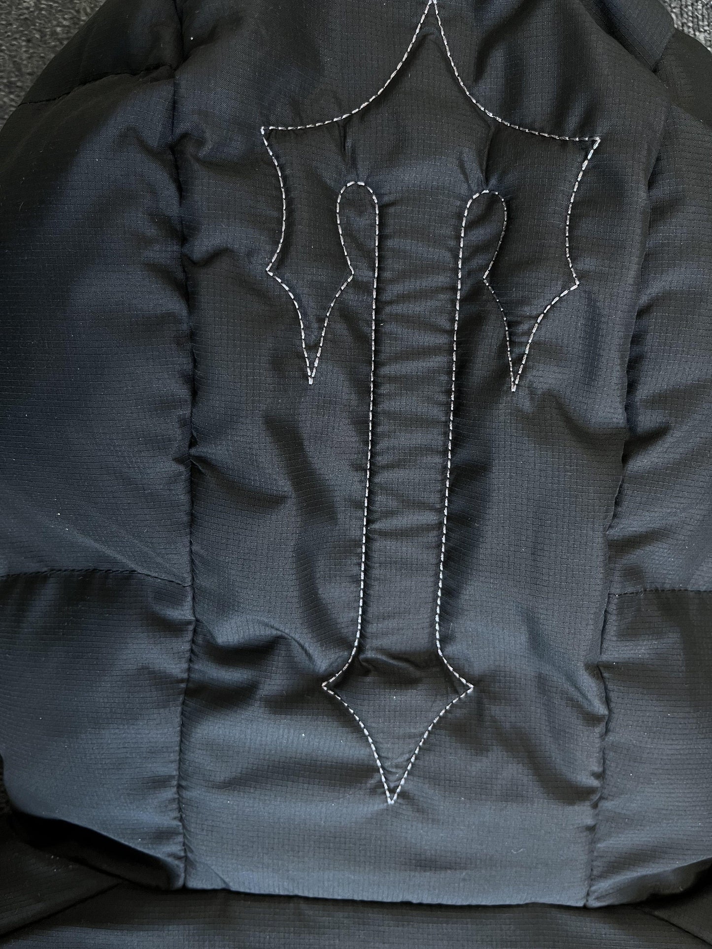 Campera Trapstar Decoded Hooded 2.0 Puffer Negra