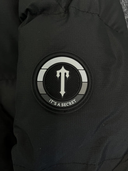 Campera Trapstar Decoded Hooded 2.0 Puffer Negra