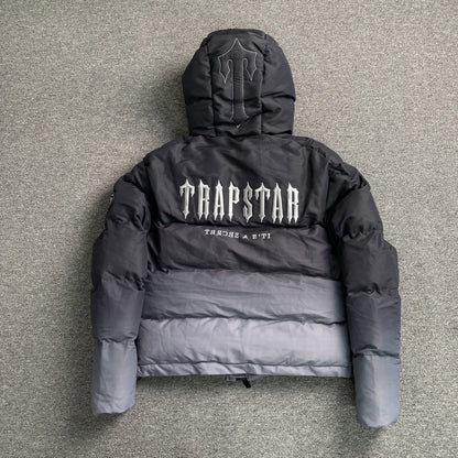trapstar-decoded-hooded-2_0-puffer-jacket-black-gradient-Drip Store Argentina