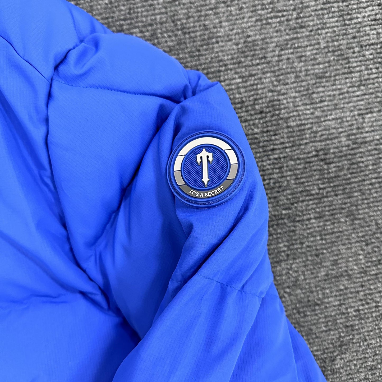 Campera Trapstar Decoded Hooded 2.0 Puffer Azul