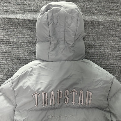 Campera Trapstar Decoded Hooded 2.0 Puffer Gris