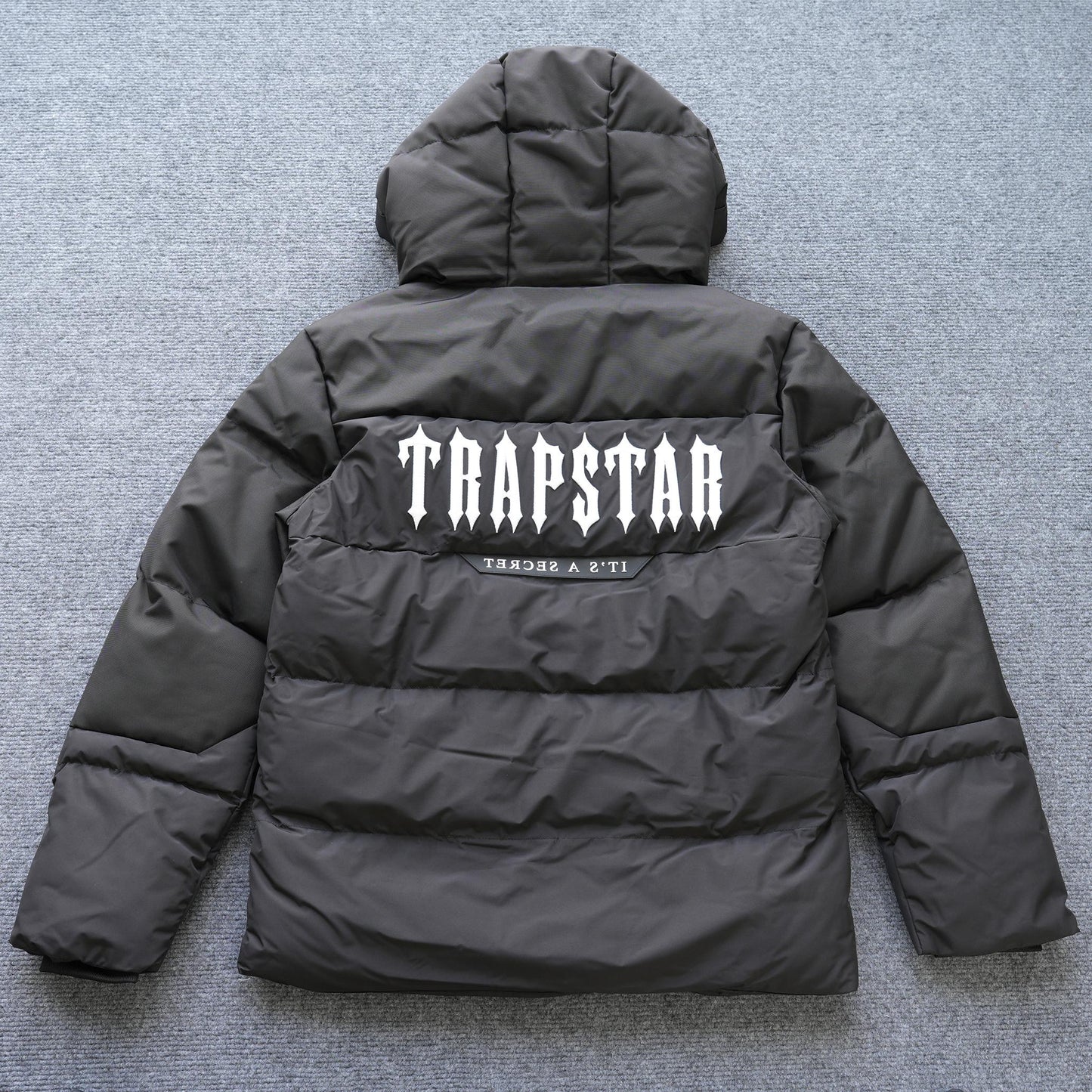 Campera Trapstar Decoded Puffer Negra