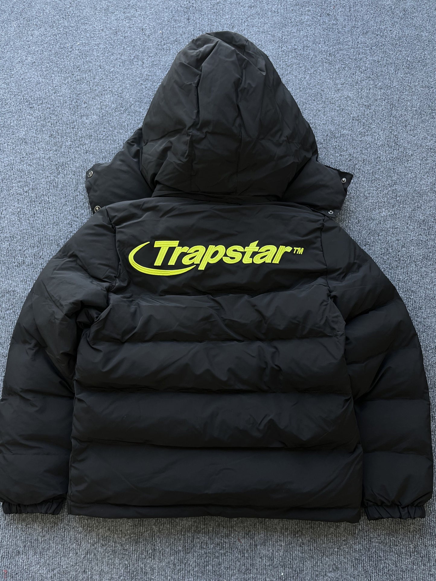 Campera Trapstar Hyperdrive Detachable Hooded Puffer Negra