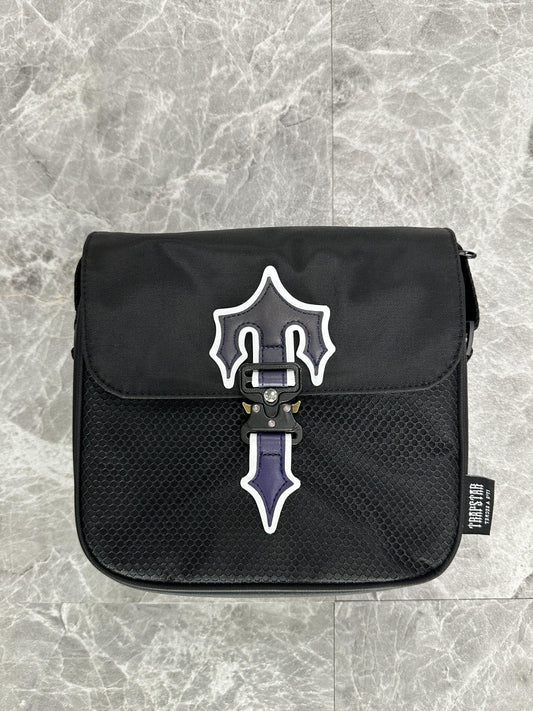 trapstar-irongate-1_0-crossbody-bag-gradient-blue_96a4328d-Drip Store Argentina