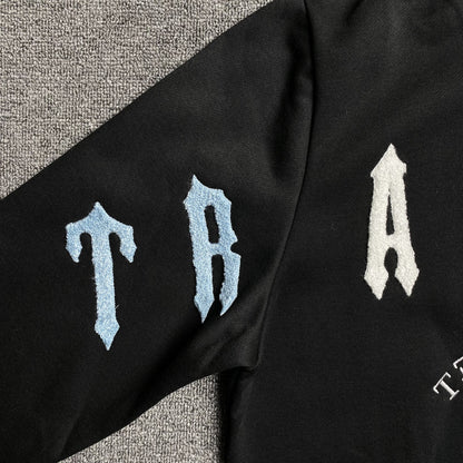 trapstar-irongate-arch-chenille-2_0-tracksuit-black-4_270b1ce9-Drip Store Argentina