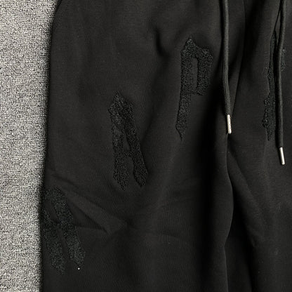 trapstar-irongate-arch-chenille-2_0-tracksuit-black-6_7185d948-Drip Store Argentina