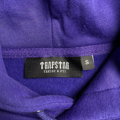 trapstar-irongate-arch-chenille-2_0-tracksuit-blue-10-Drip Store Argentina