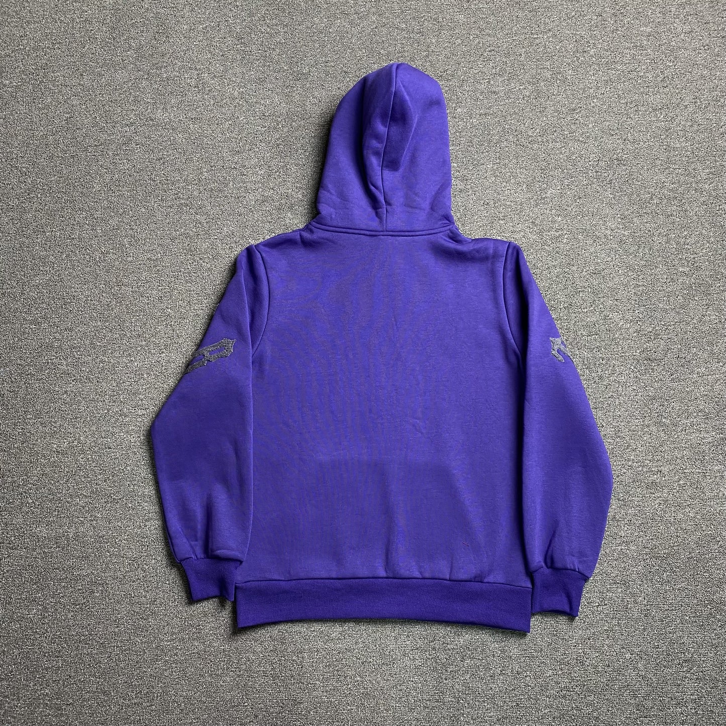 trapstar-irongate-arch-chenille-2_0-tracksuit-blue-9-Drip Store Argentina