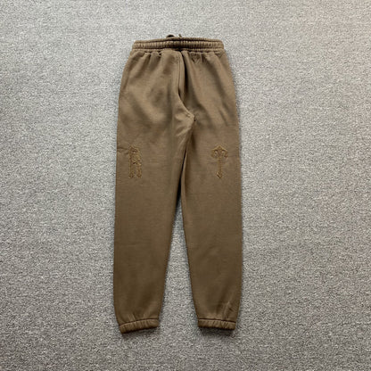 trapstar-irongate-arch-chenille-2_0-tracksuit-brown-10-Drip Store Argentina