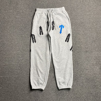 trapstar-irongate-arch-chenille-2_0-tracksuit-grey-3-Drip Store Argentina