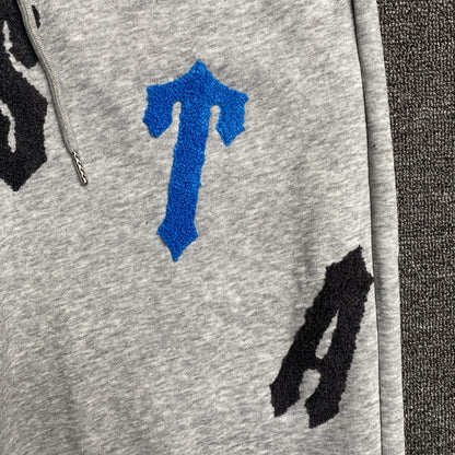 trapstar-irongate-arch-chenille-2_0-tracksuit-grey-6-Drip Store Argentina