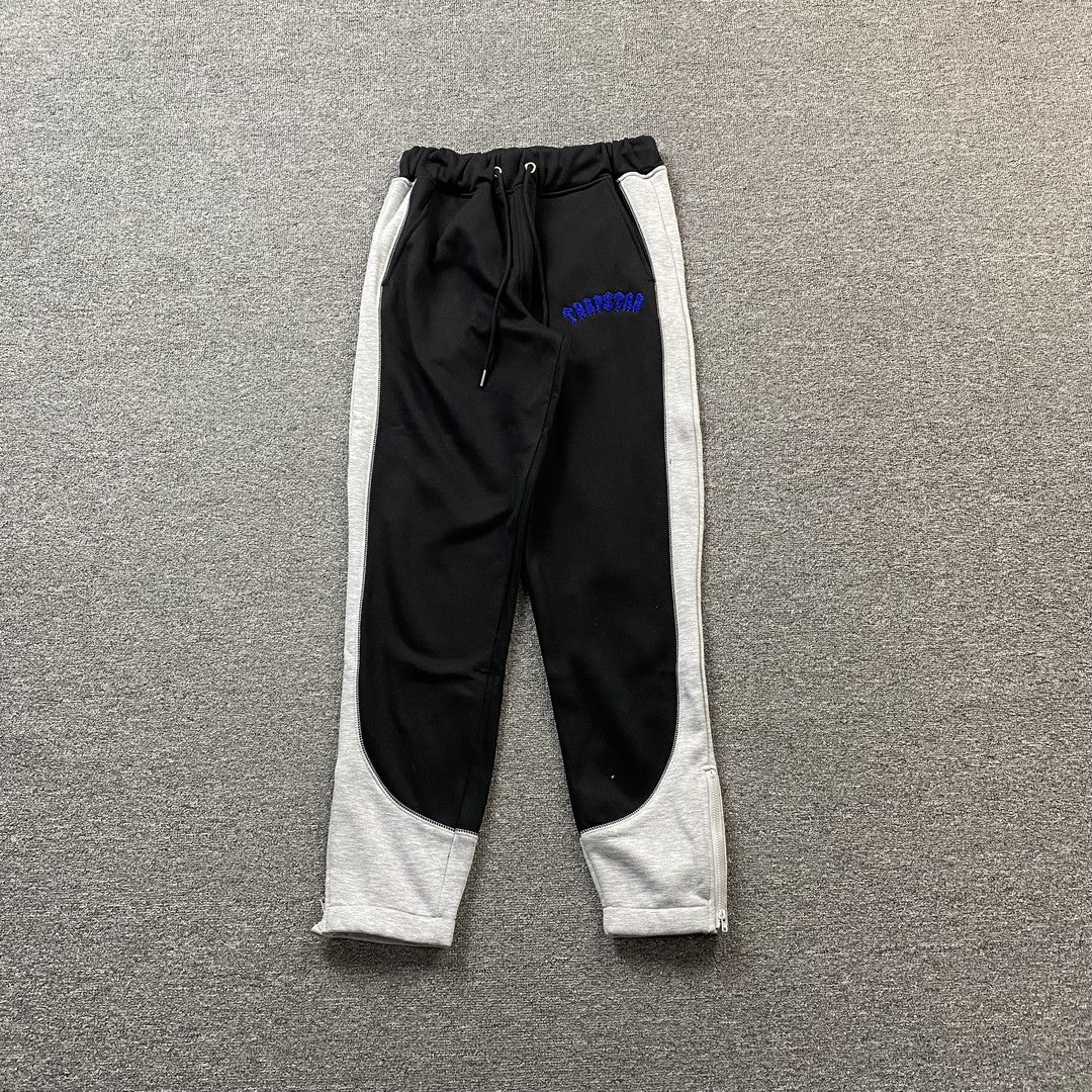 trapstar-irongate-arch-chenille-tracksuit-black-2_c0c1e777-Drip Store Argentina