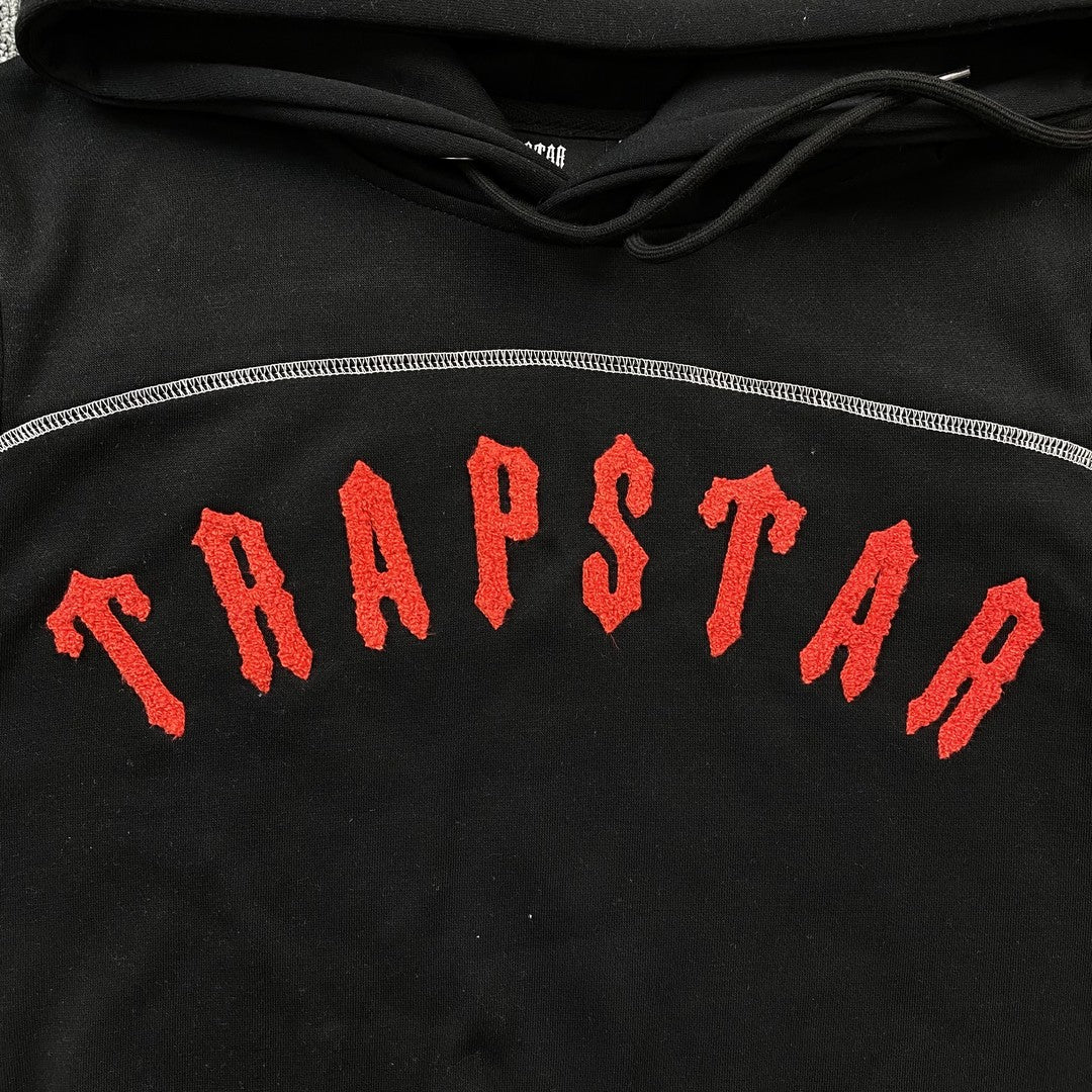 trapstar-irongate-arch-chenille-tracksuit-black-3-Drip Store Argentina