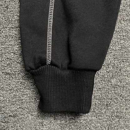 trapstar-irongate-arch-chenille-tracksuit-black-7_80e36788-Drip Store Argentina