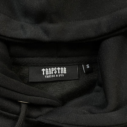 trapstar-irongate-arch-chenille-tracksuit-black-7_e0ee88b4-Drip Store Argentina