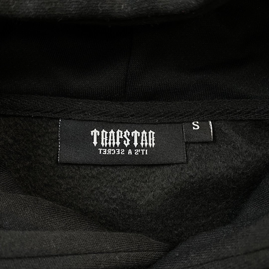 trapstar-irongate-arch-chenille-tracksuit-black-9-Drip Store Argentina